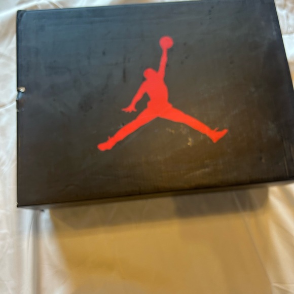 Air Jordan 6 “Infrared” – Men’s Size 11.5 (Slightly Used) 2015 Drop - Picture 2 of 9